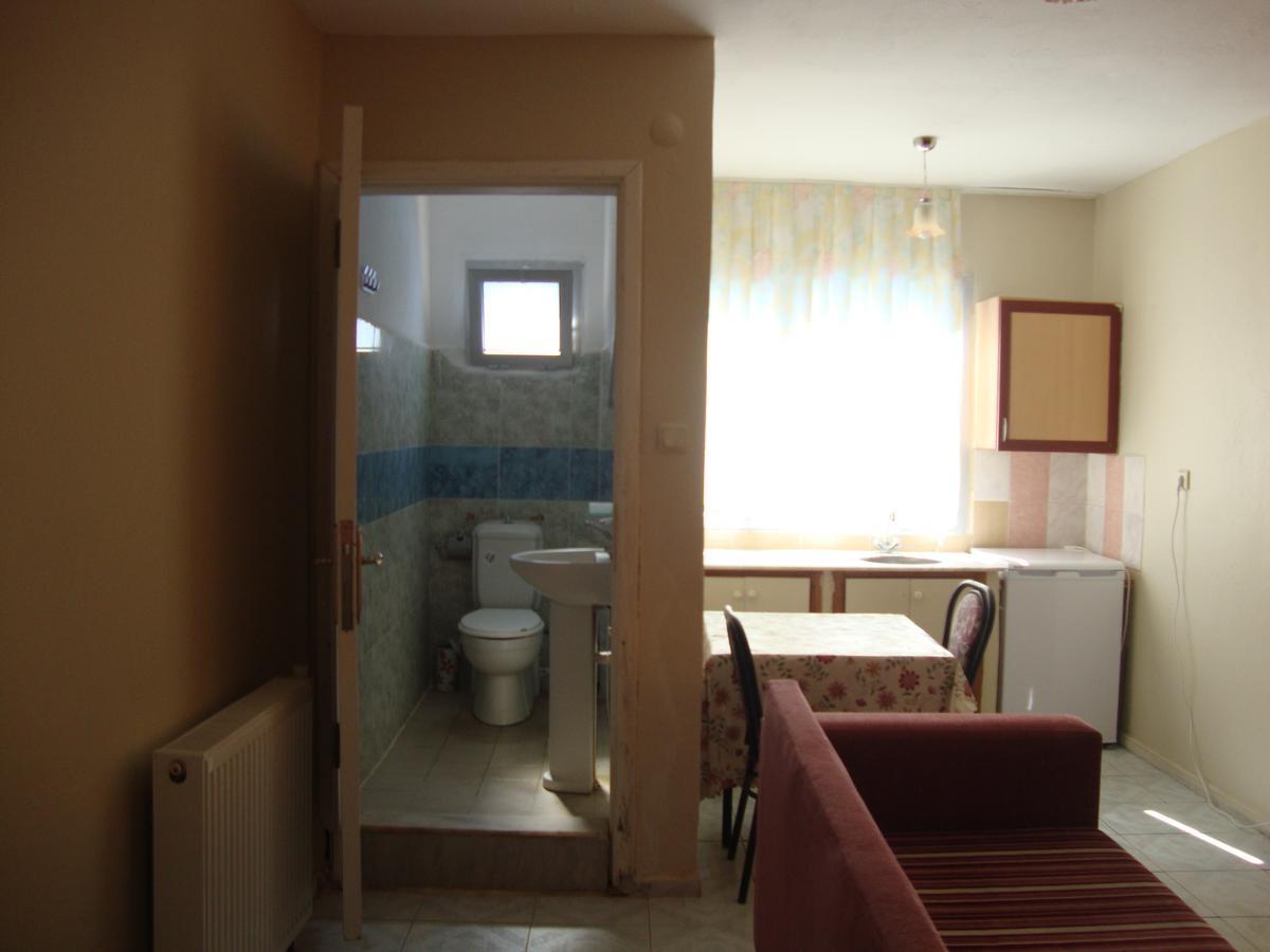 Degerli Motel 塞费里希萨尔 客房 照片